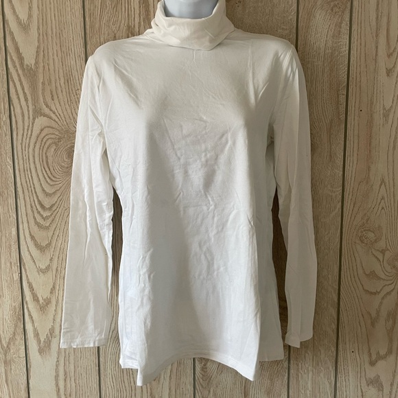 Ann Taylor Tops - Ann Taylor Turtle Neck Long Sleeve Top, White, Women’s M